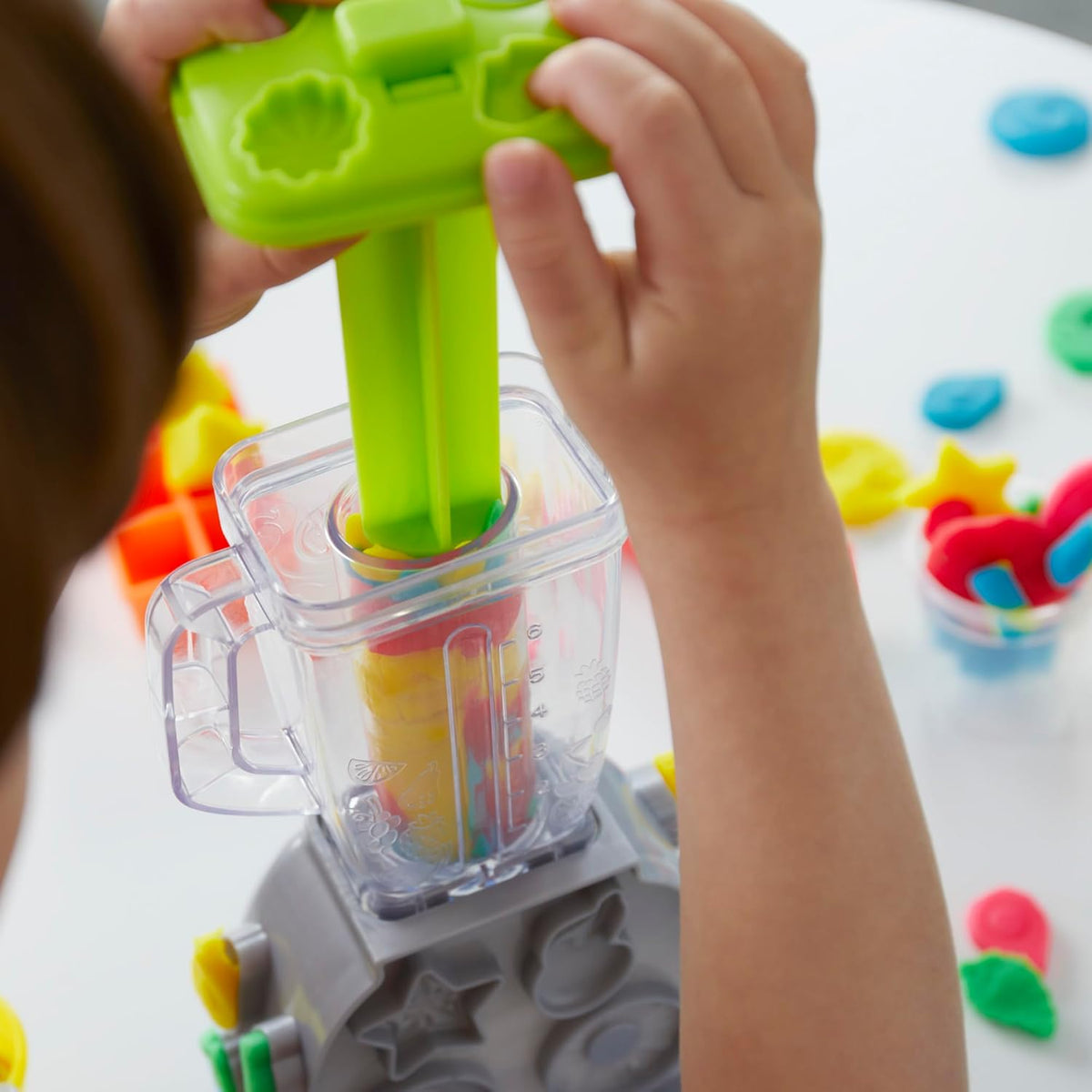 PLAY-DOH SWIRLIN SMOOTHIES BLENDER PLAYSET